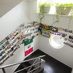 بيت شباب Greenslo *